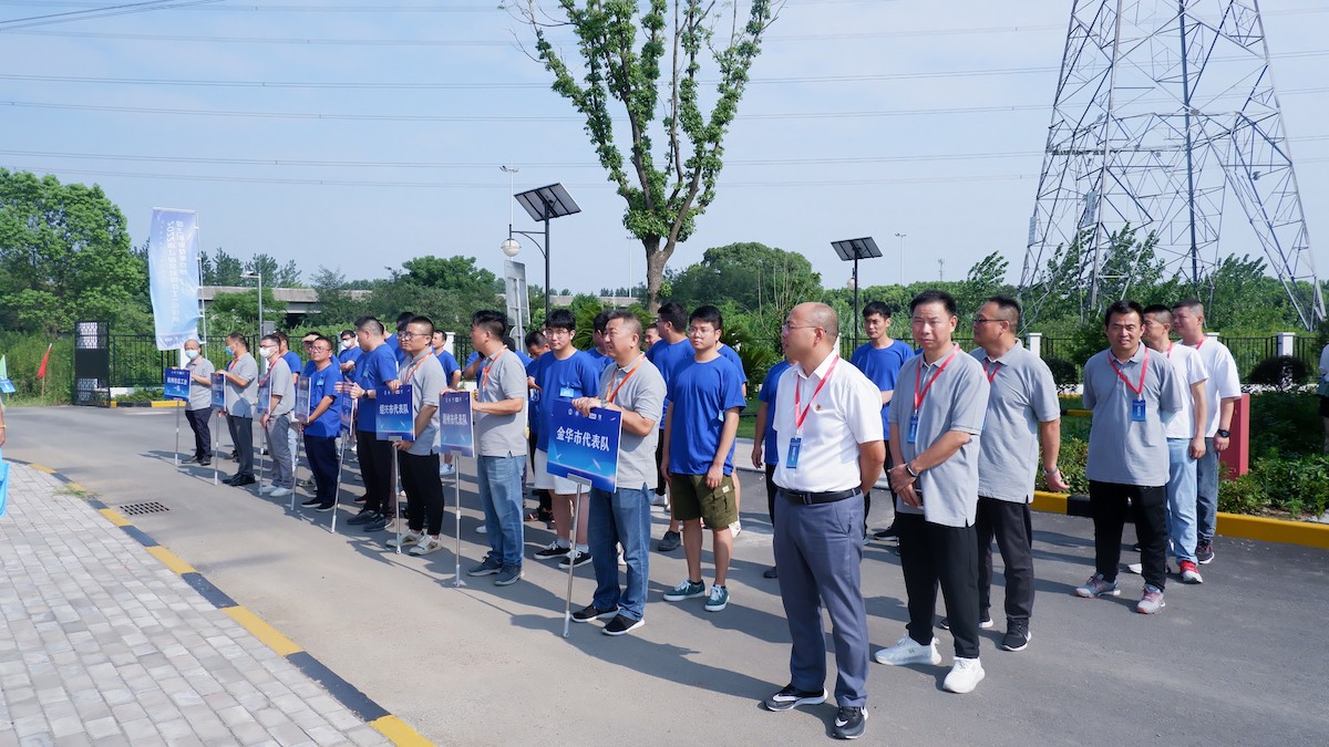 参赛队.jpg 参赛队.jpg